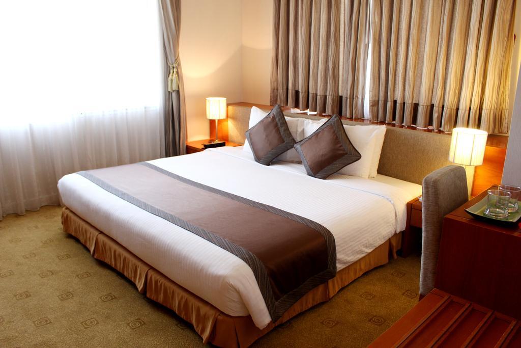 Muong Thanh Holiday Da Lat Hotel Екстериор снимка