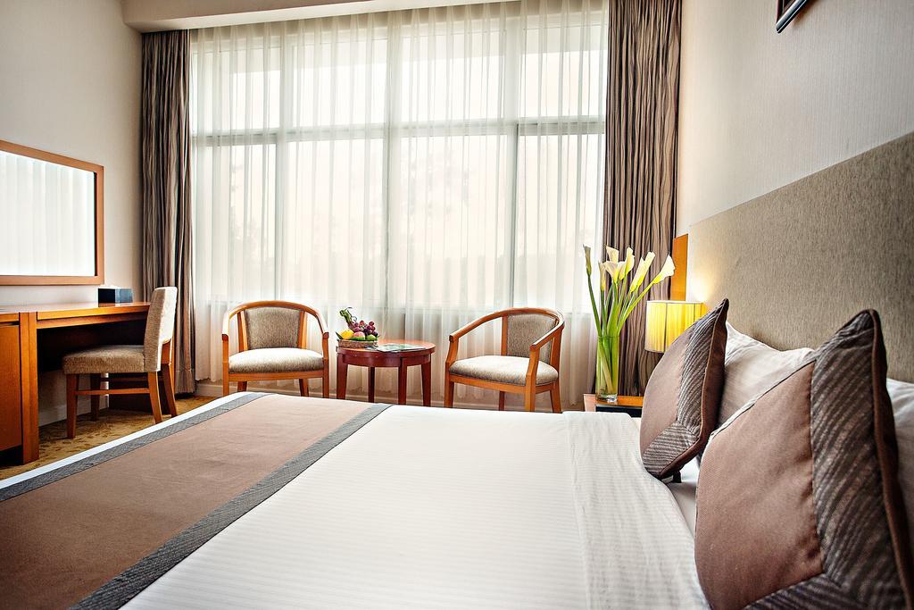 Muong Thanh Holiday Da Lat Hotel Екстериор снимка