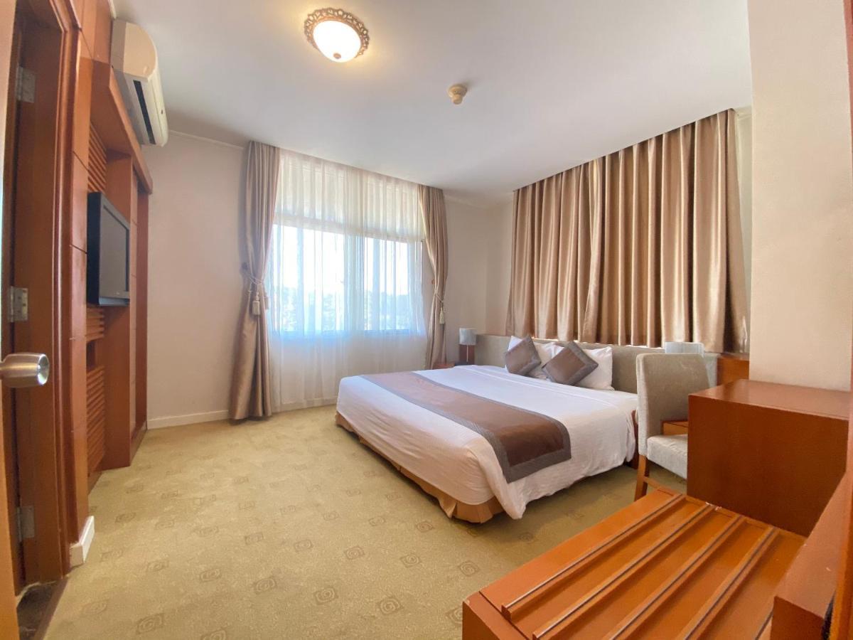 Muong Thanh Holiday Da Lat Hotel Екстериор снимка